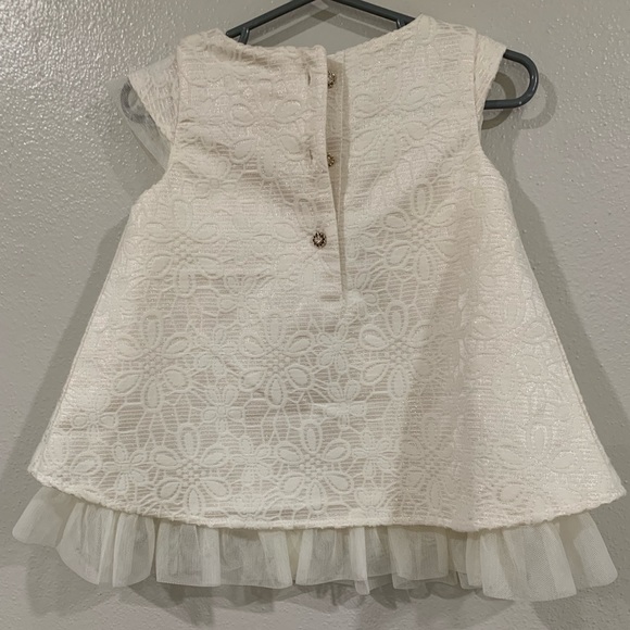 NWOT Beautiful tender milky white with gold sparkles Girl dress size 12 month - Picture 2 of 4